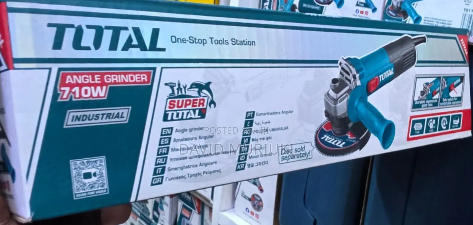 TOTAL Compact Electric Angle Grinder 710w