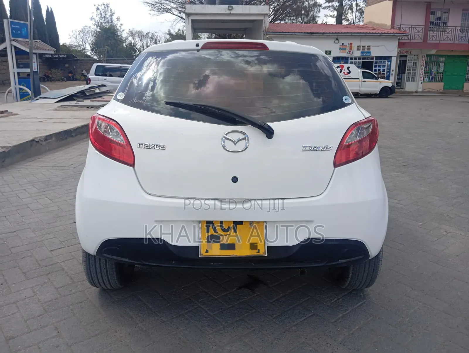 Mazda Demio 2010 White