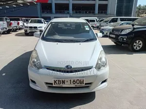Toyota Wish 2006 White