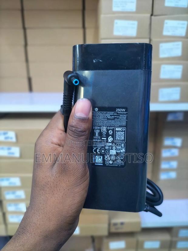 HP / Dell Power Adapter ( Charger) - main view