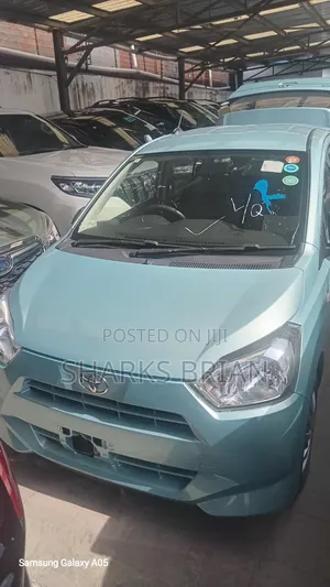 Toyota Pixis 2019 Blue