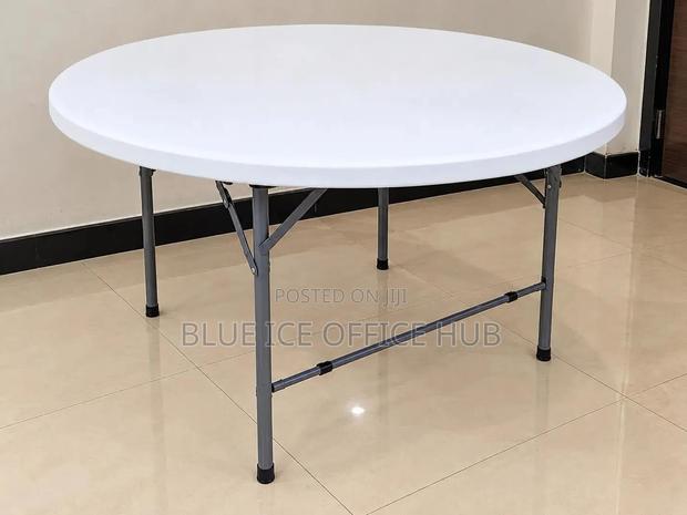 Round Foldable Table - thumbnail 3