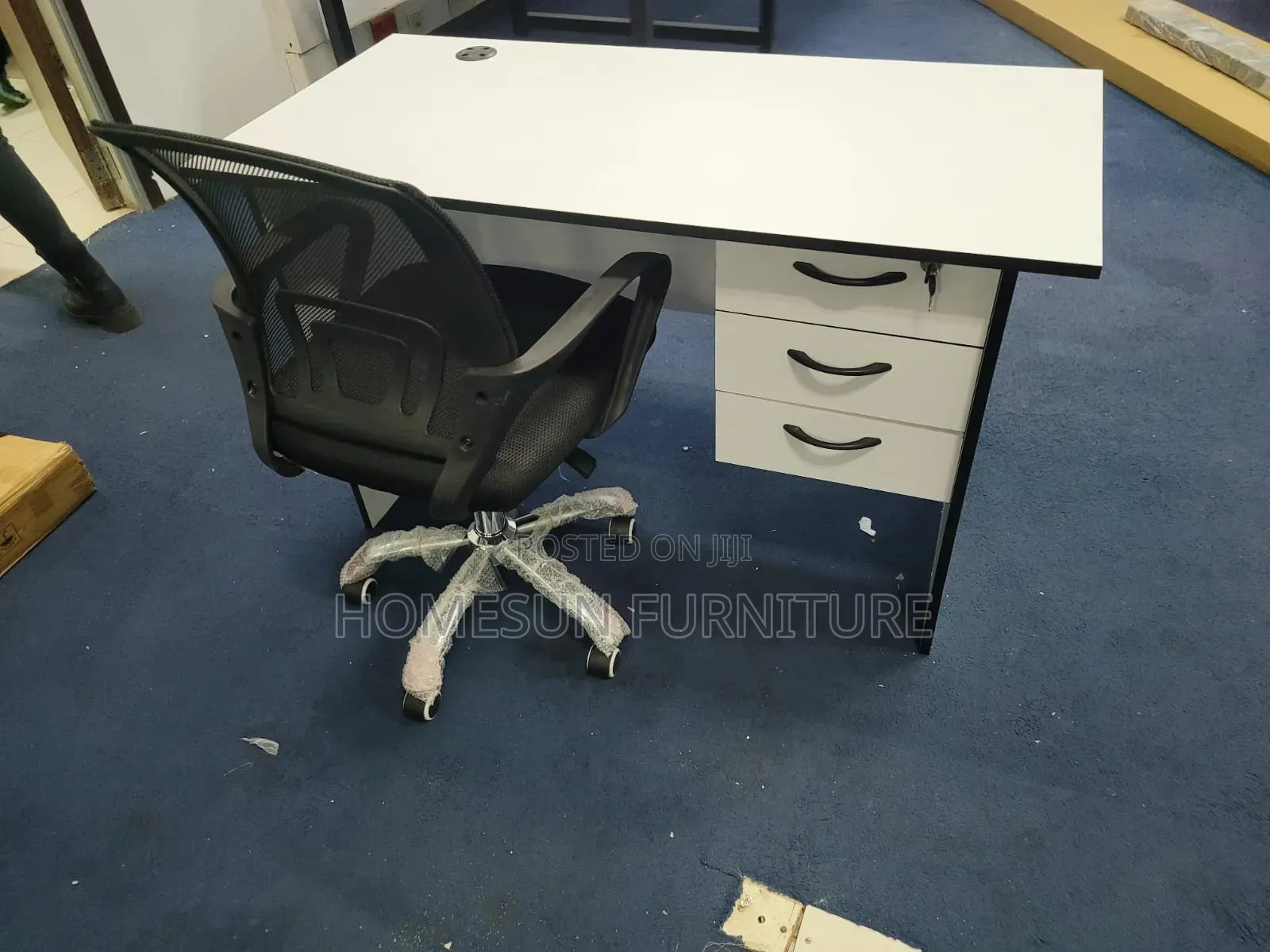 Office Desk White Top With 3 Drawers and Lock