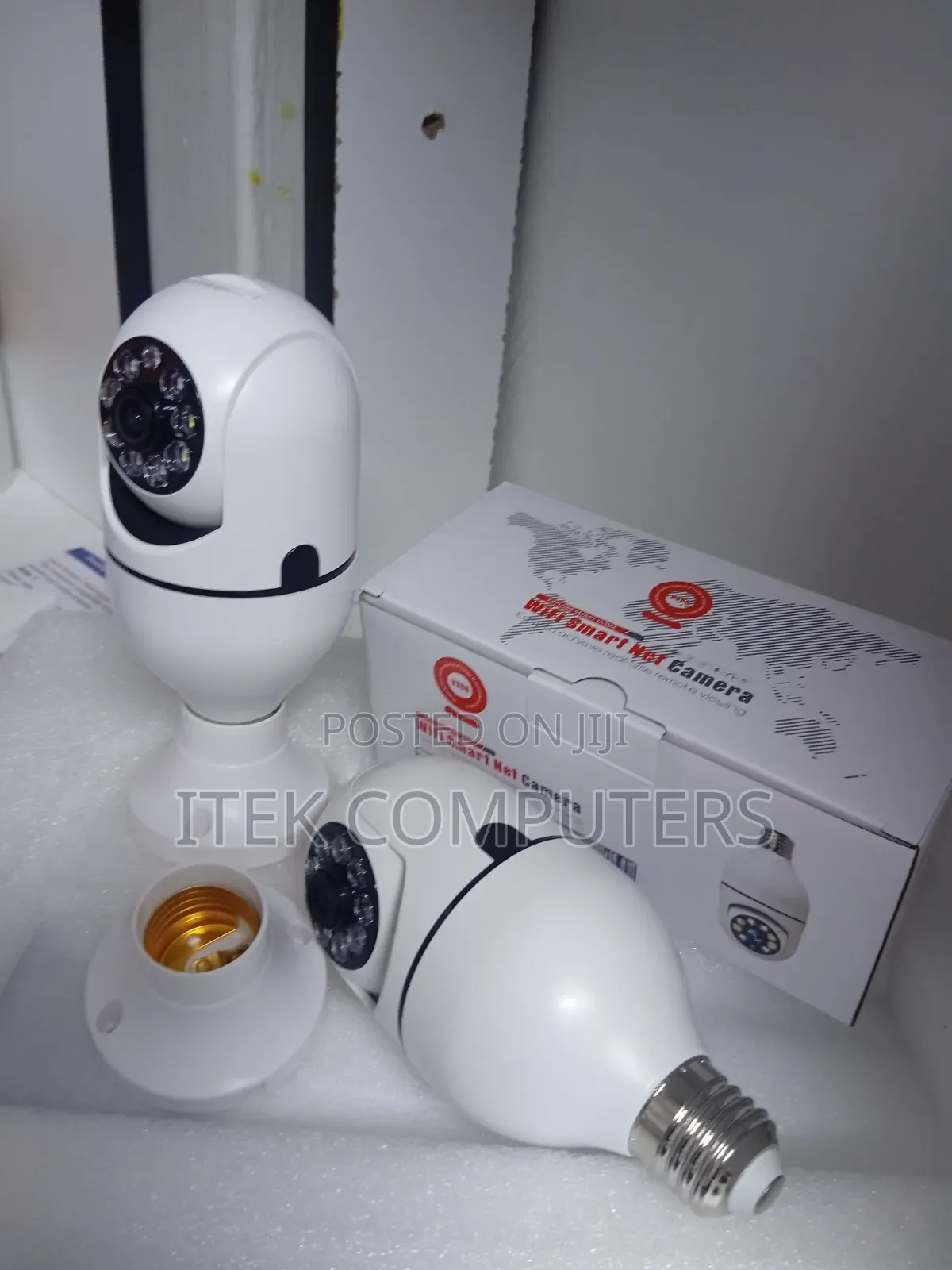 V380 Pro Single Lens Bulb Camera for Apartment Security