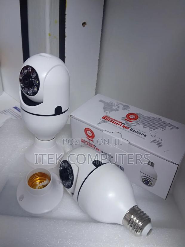 V380 Pro Single Lens Bulb Camera for Apartment Security