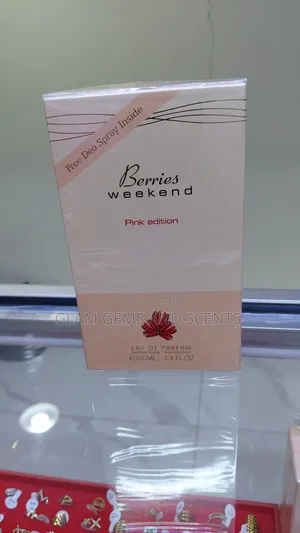 Berries Weekend Pink Edition