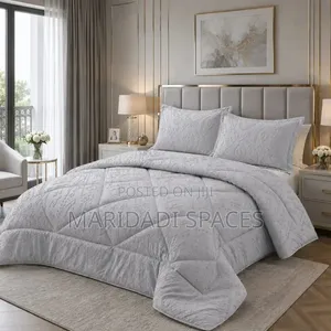 Luxury Tufted Duvet Size 6*6, 6*7