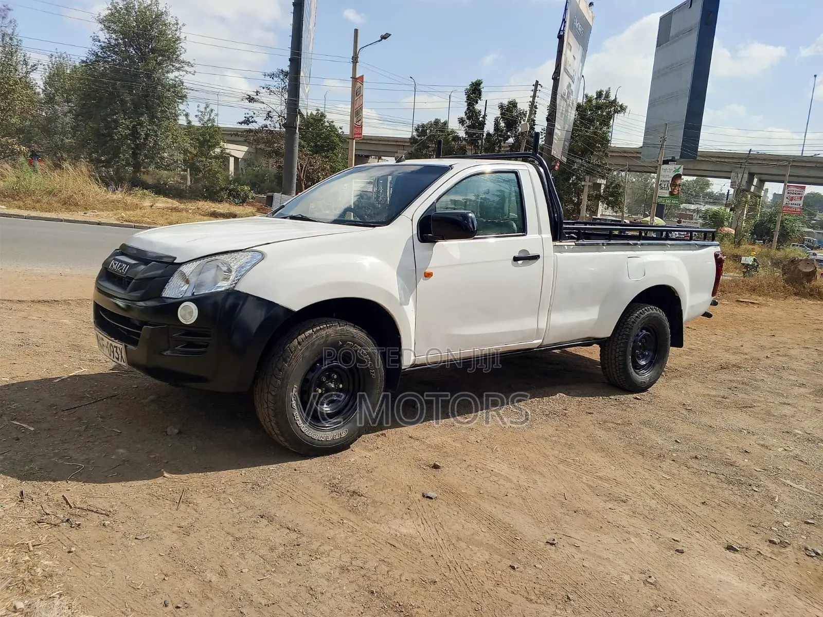 Isuzu D-MAX 2015 White