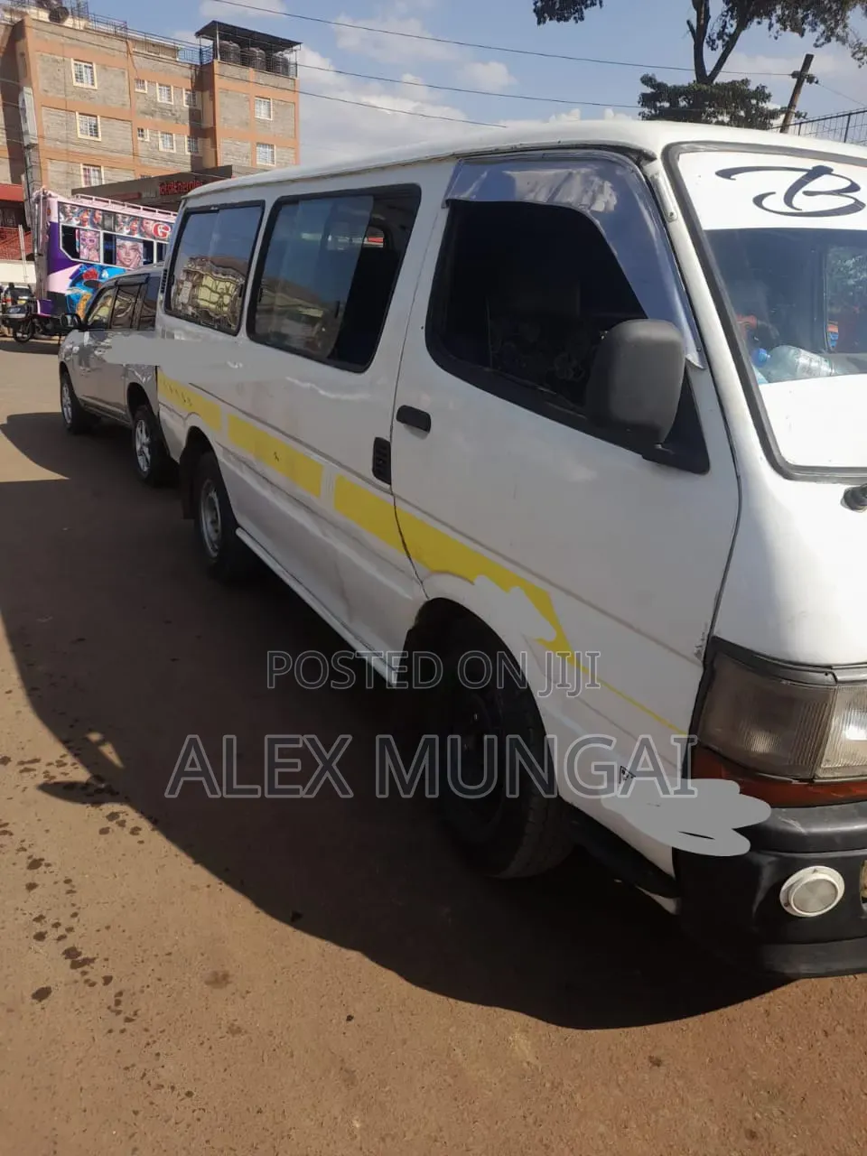 Toyota HiAce 1998 White