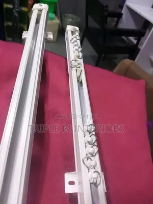 Single Aluminium Rail for Modern Interior - Top Windows Finish