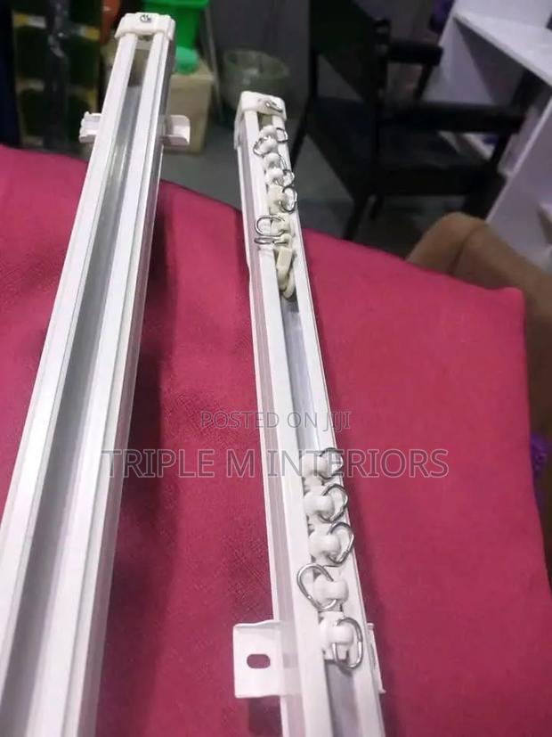 Single Aluminium Rail for Modern Interior - Top Windows Finish