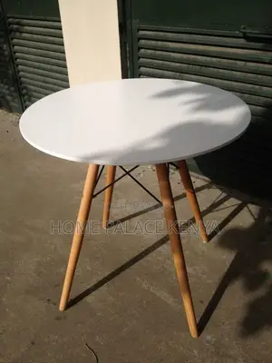 Dining Table; Durable Modern Dining Table for Home and Restaurant