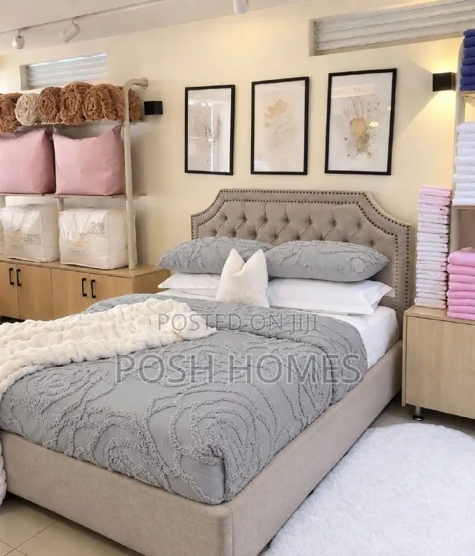 4pc Luxury Tufted NEW Design Duvet Covers*