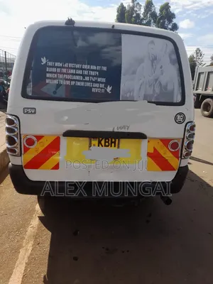 Toyota HiAce 1998 White
