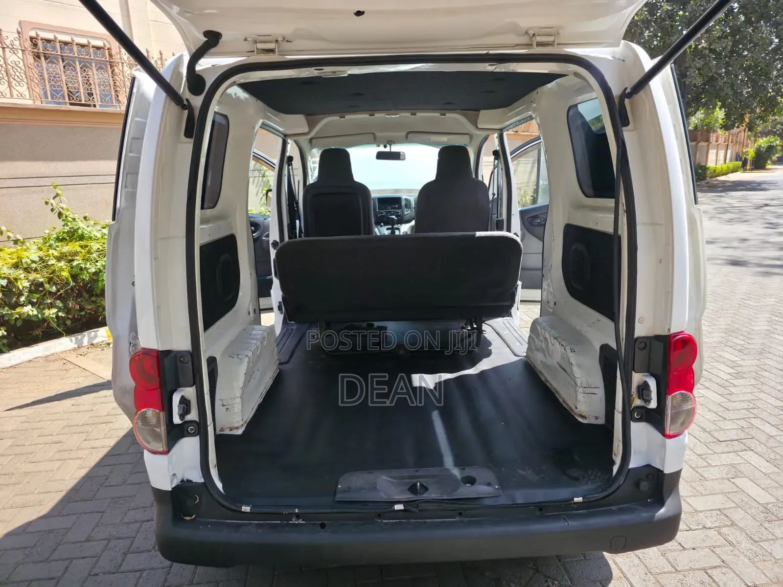 Nissan NV200 2012 White