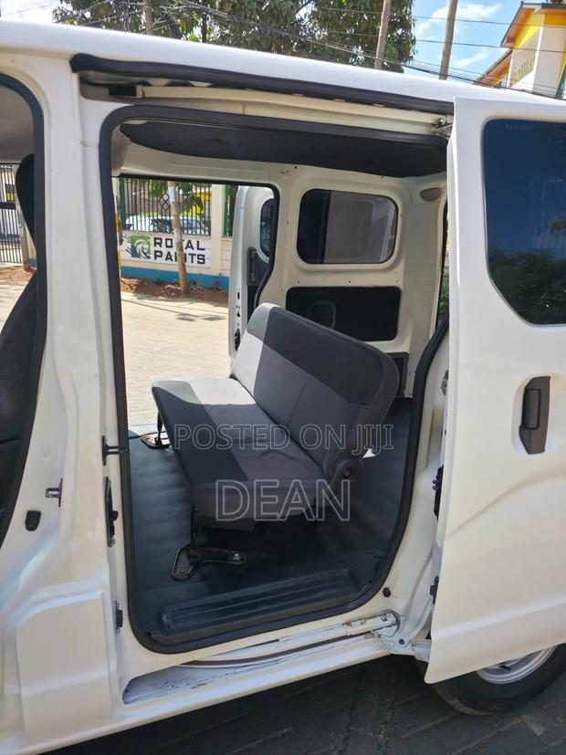 Nissan NV200 2012 White - thumbnail 9