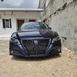 Toyota Crown 2019 Blue
