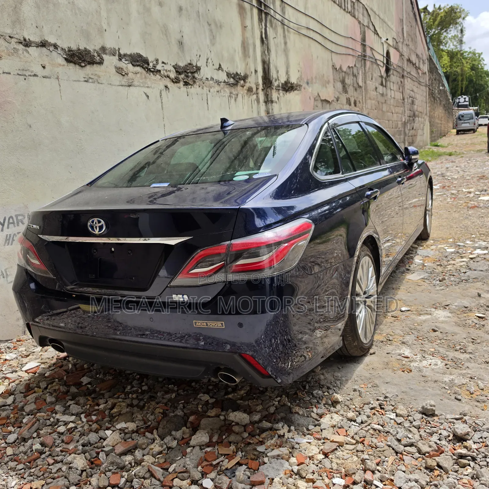Toyota Crown 2019 Blue
