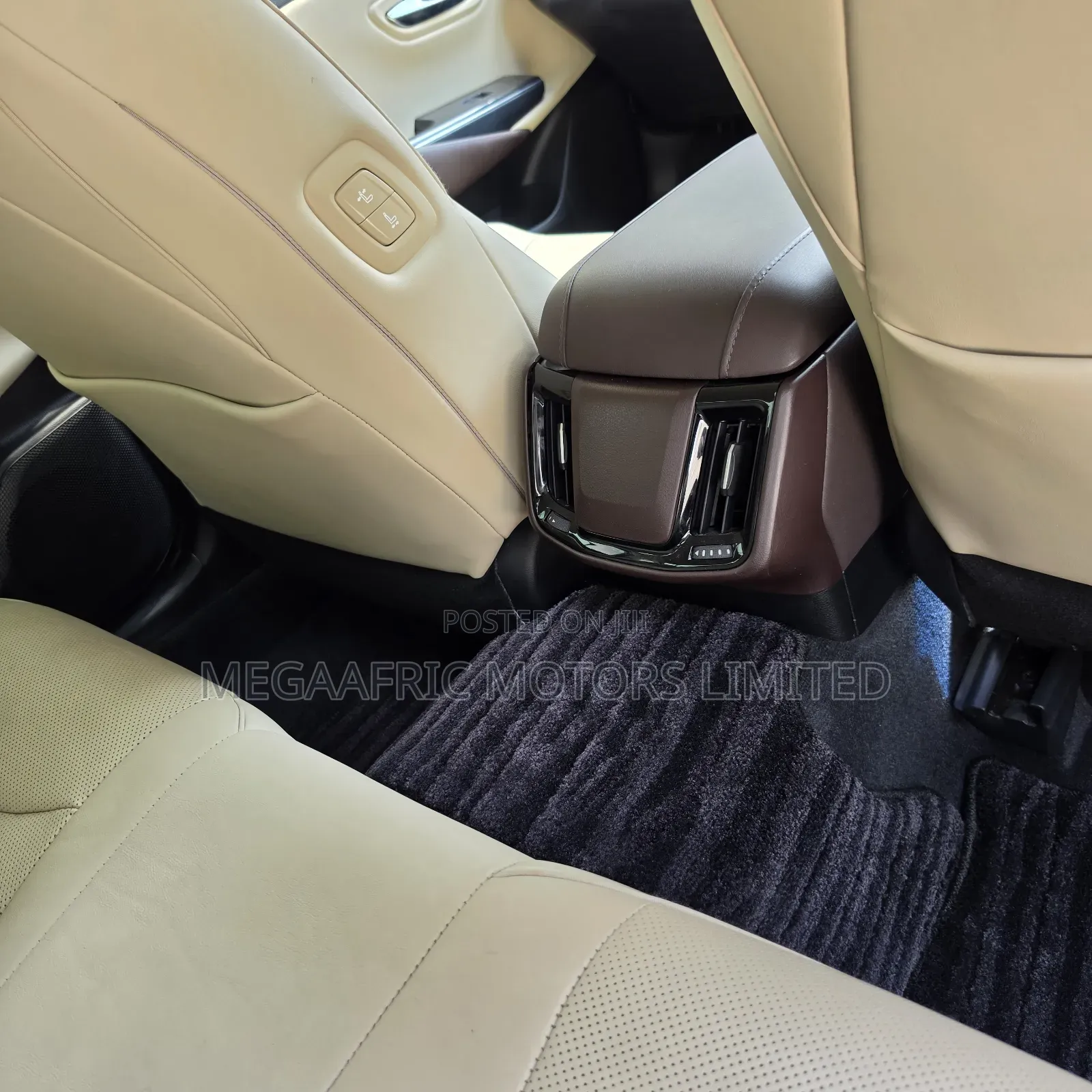 Toyota Crown 2019 Blue