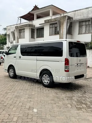 Toyota HiAce 2020 Silver