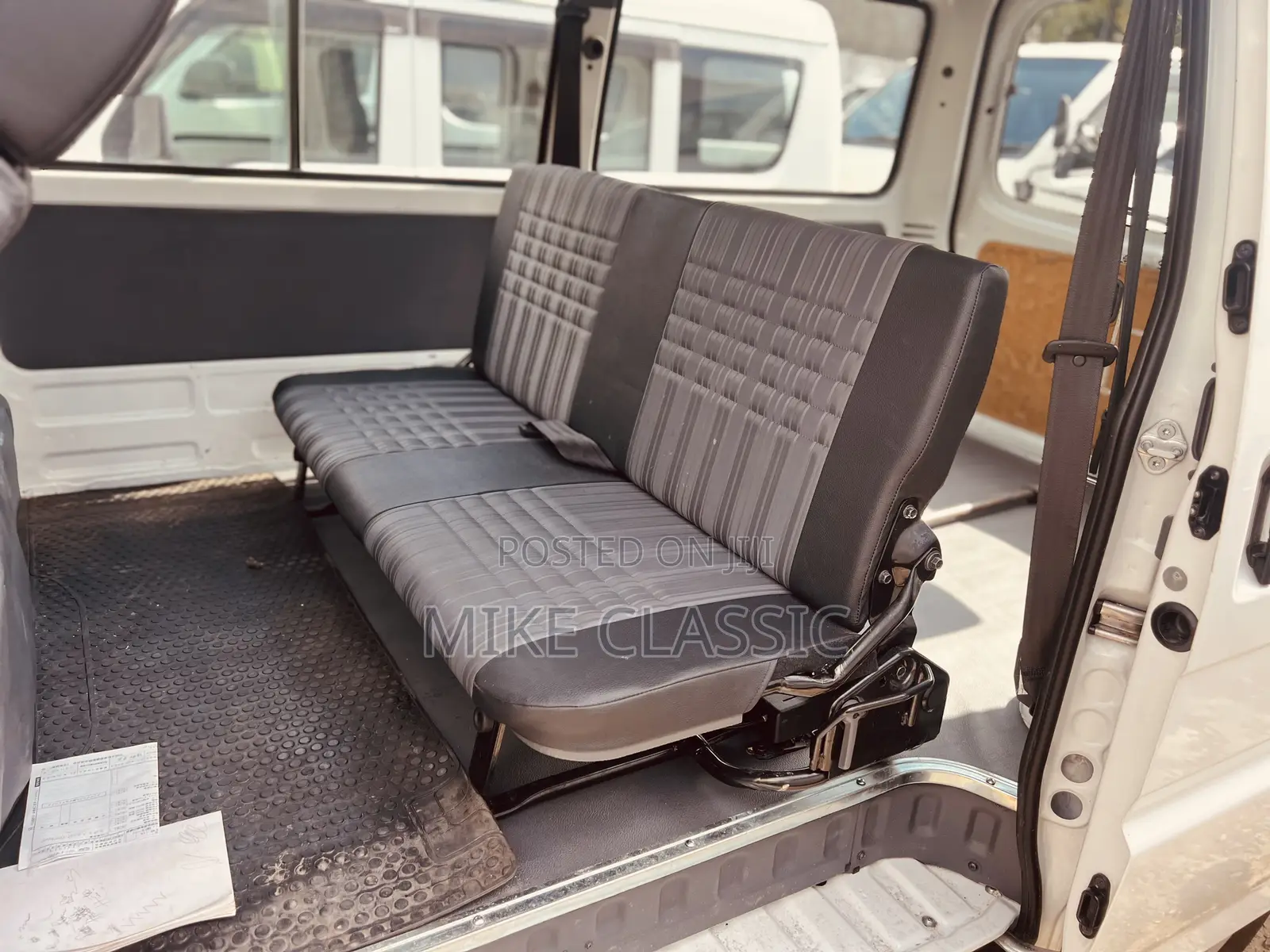 Mazda B 2019 White