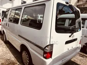 Mazda B 2019 White