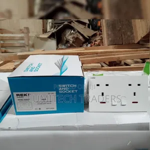 Reki Screwless Twin Socket