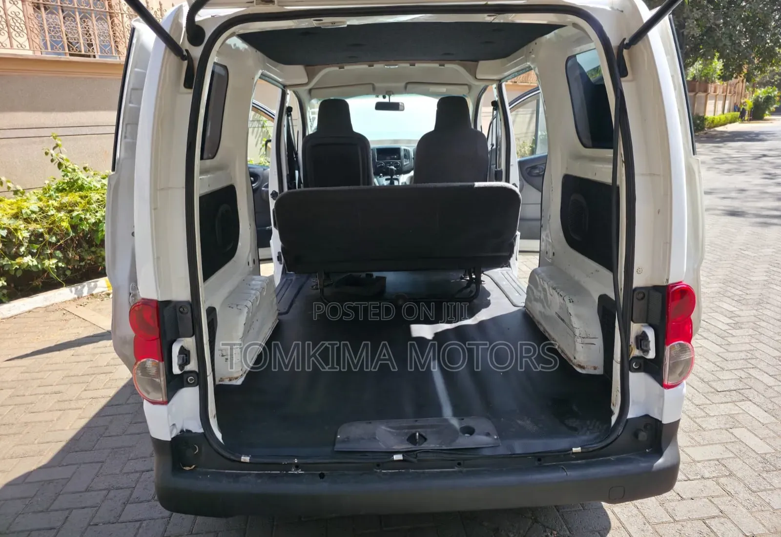 Nissan NV200 2012 White