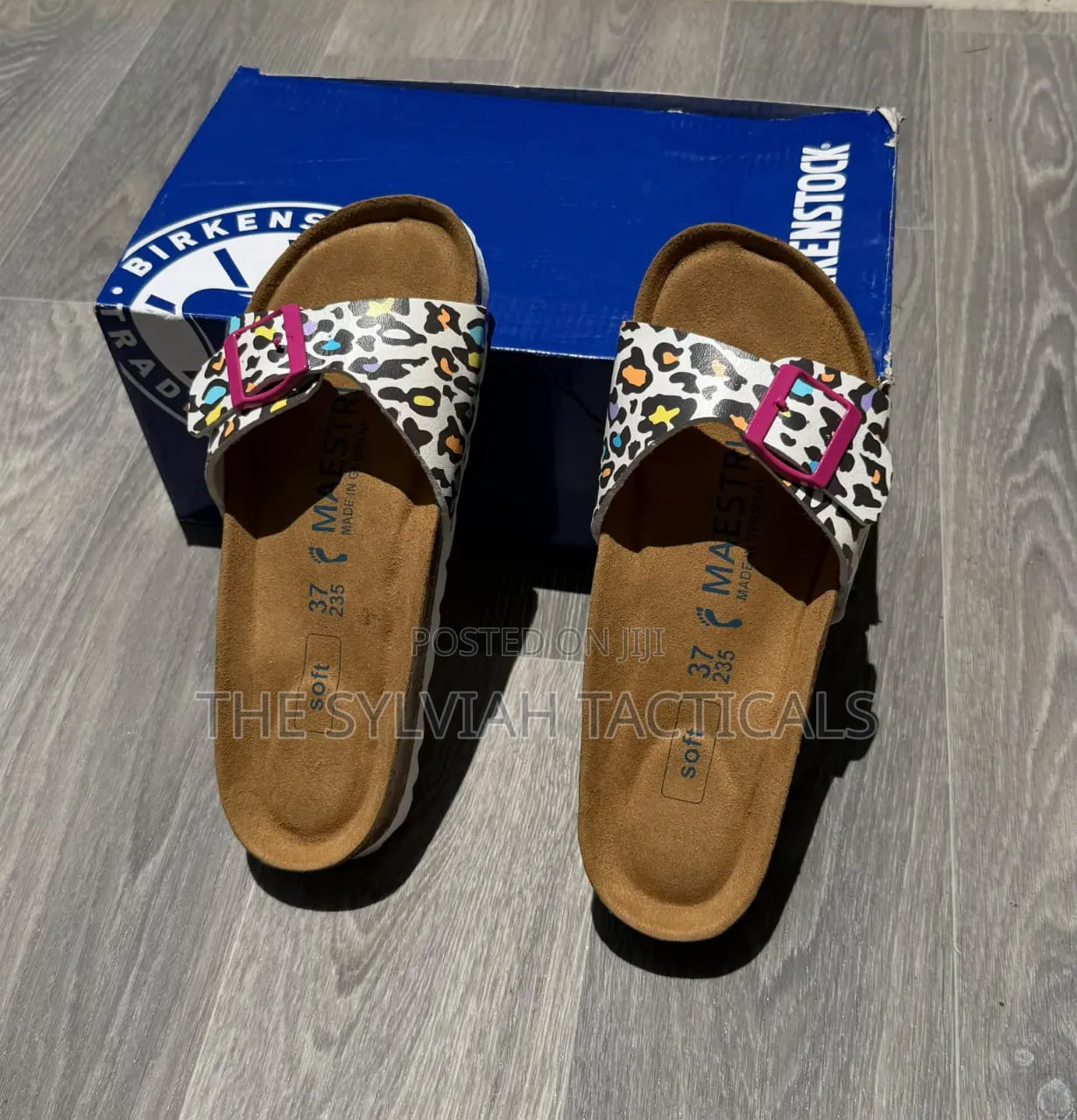 Unique Leather Ladies Sandals