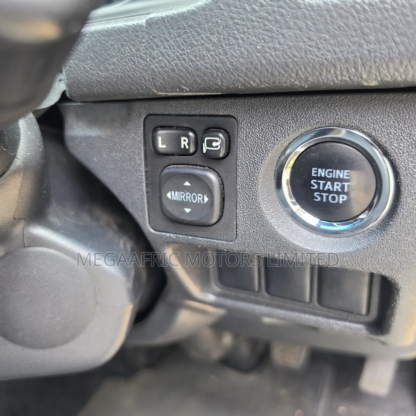 Toyota HiAce 2019 Silver