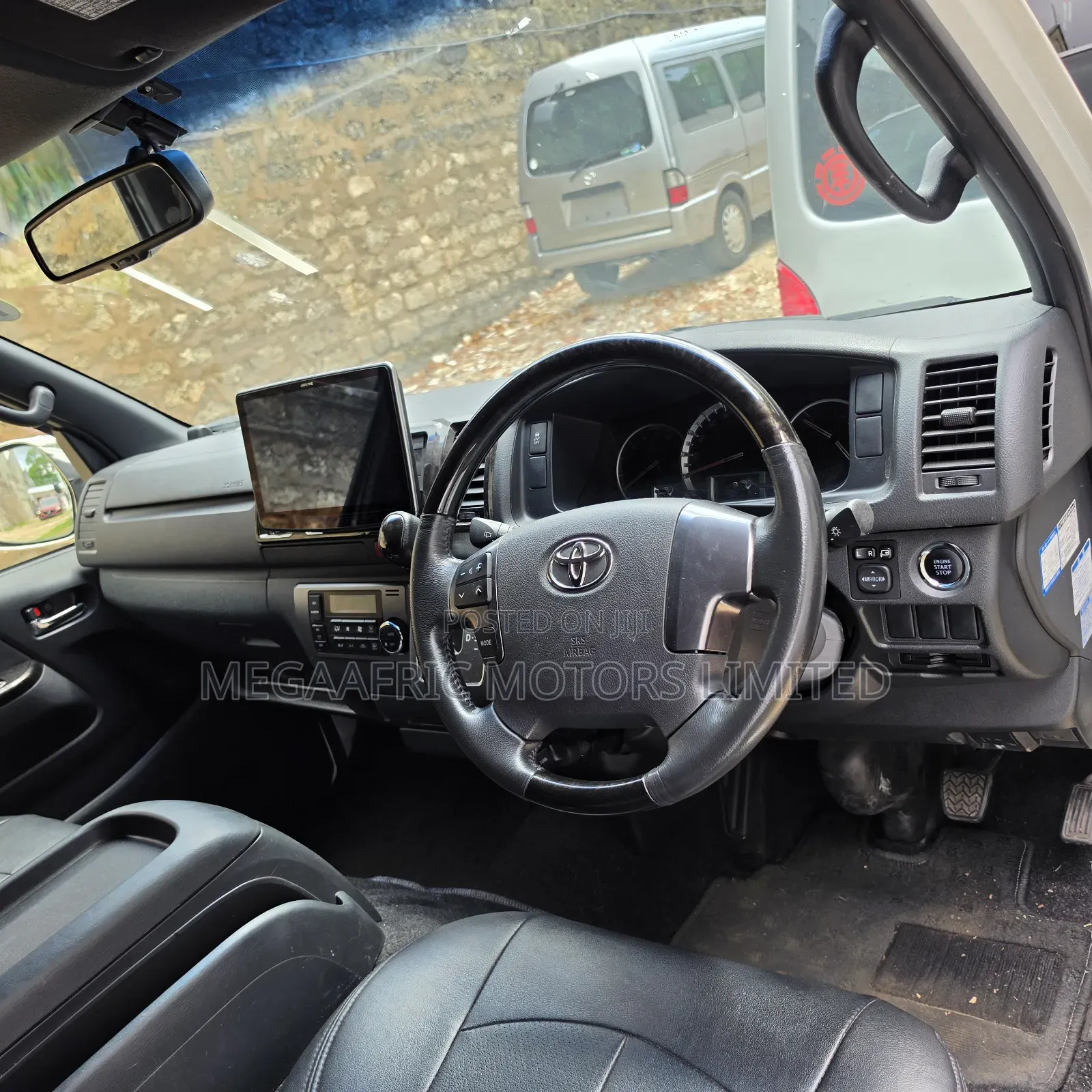 Toyota HiAce 2019 Silver