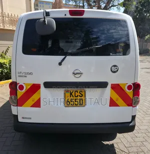 Nissan NV200 2012 White