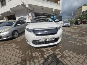 Toyota Harrier 2.0 2014 Pearl