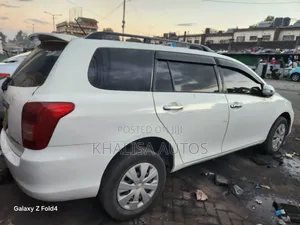 Toyota Corolla Fielder 2009 White