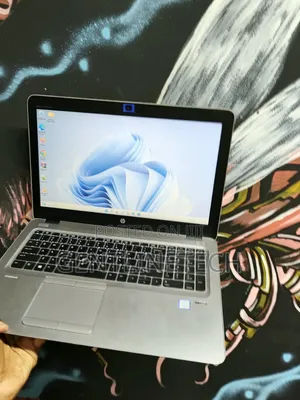 Laptop HP EliteBook 850 G3 8GB Intel Core i5 SSD 256GB