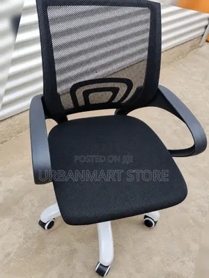 Adjustable Secretariat Office Chair With Rotatable Wheels