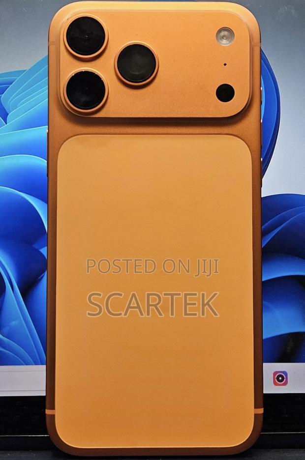 Apple iPhone 17 Pro Max 256 GB Orange - main view
