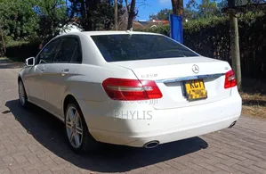 Mercedes-Benz E250 2011 White