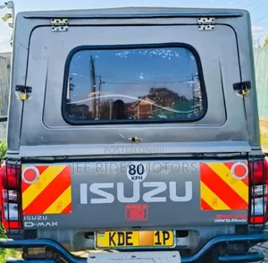 Isuzu D-MAX 2022 Gray