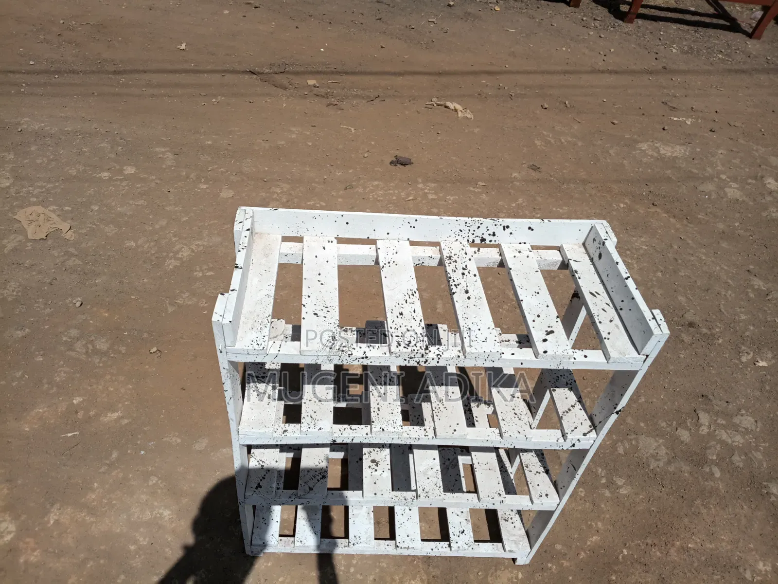 WoodenshoeRack