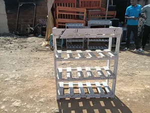 WoodenshoeRack