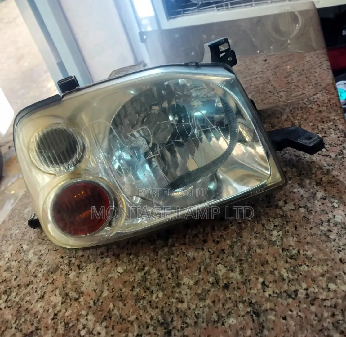 Nissan Hand Body Headlight