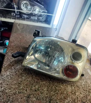 Nissan Hand Body Headlight