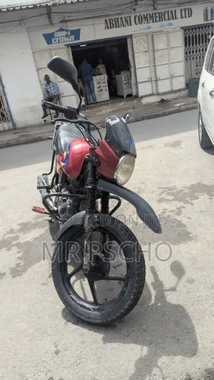 Bajaj Boxer 2018 Red