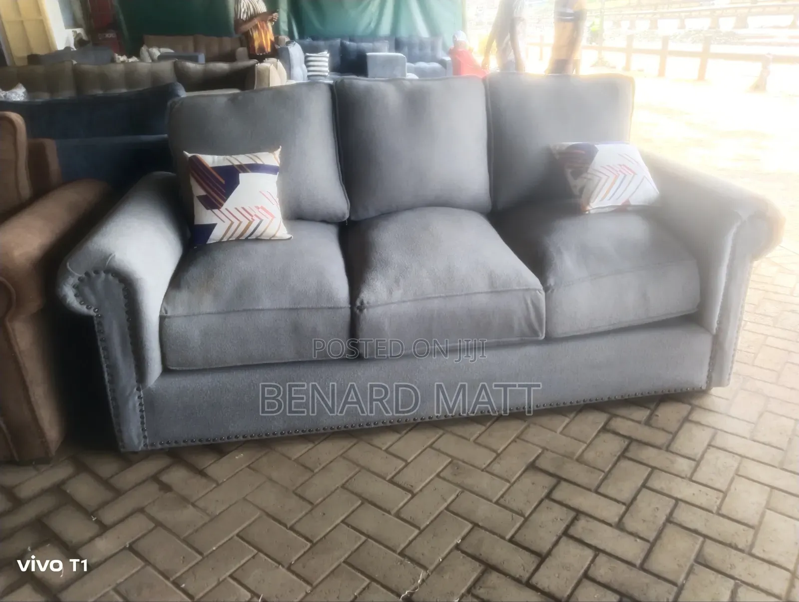 3 Seater Buffalo