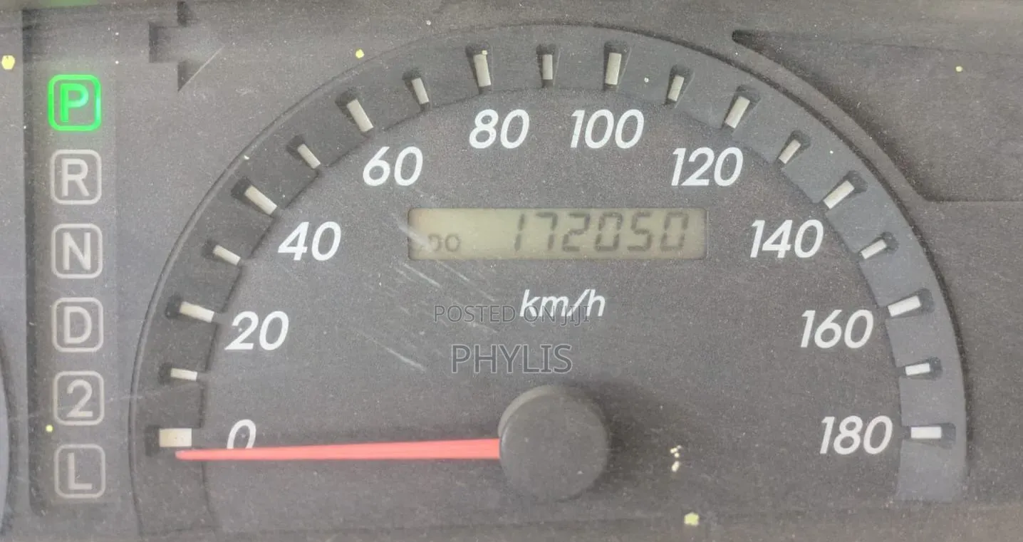 Toyota Noah 2006 White
