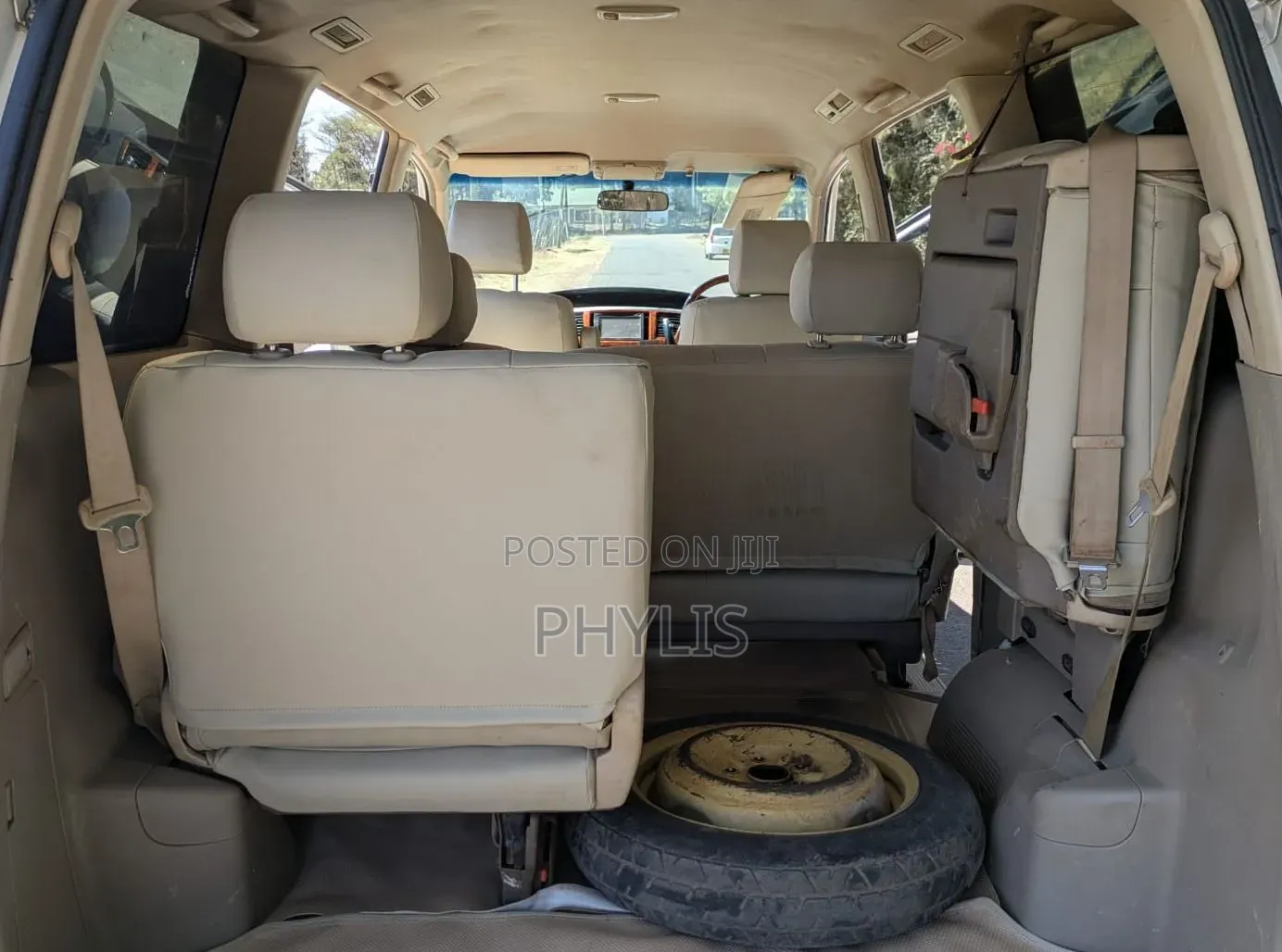 Toyota Noah 2006 White