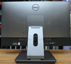 Desktop Computer Dell OptiPlex 7760 16GB Intel Core i5 SSD 512GB