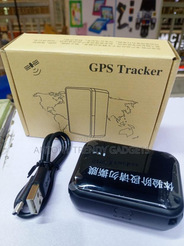 P7 Mini 4G Vehicle Tracker With Rechargeable Battery - thumbnail 3