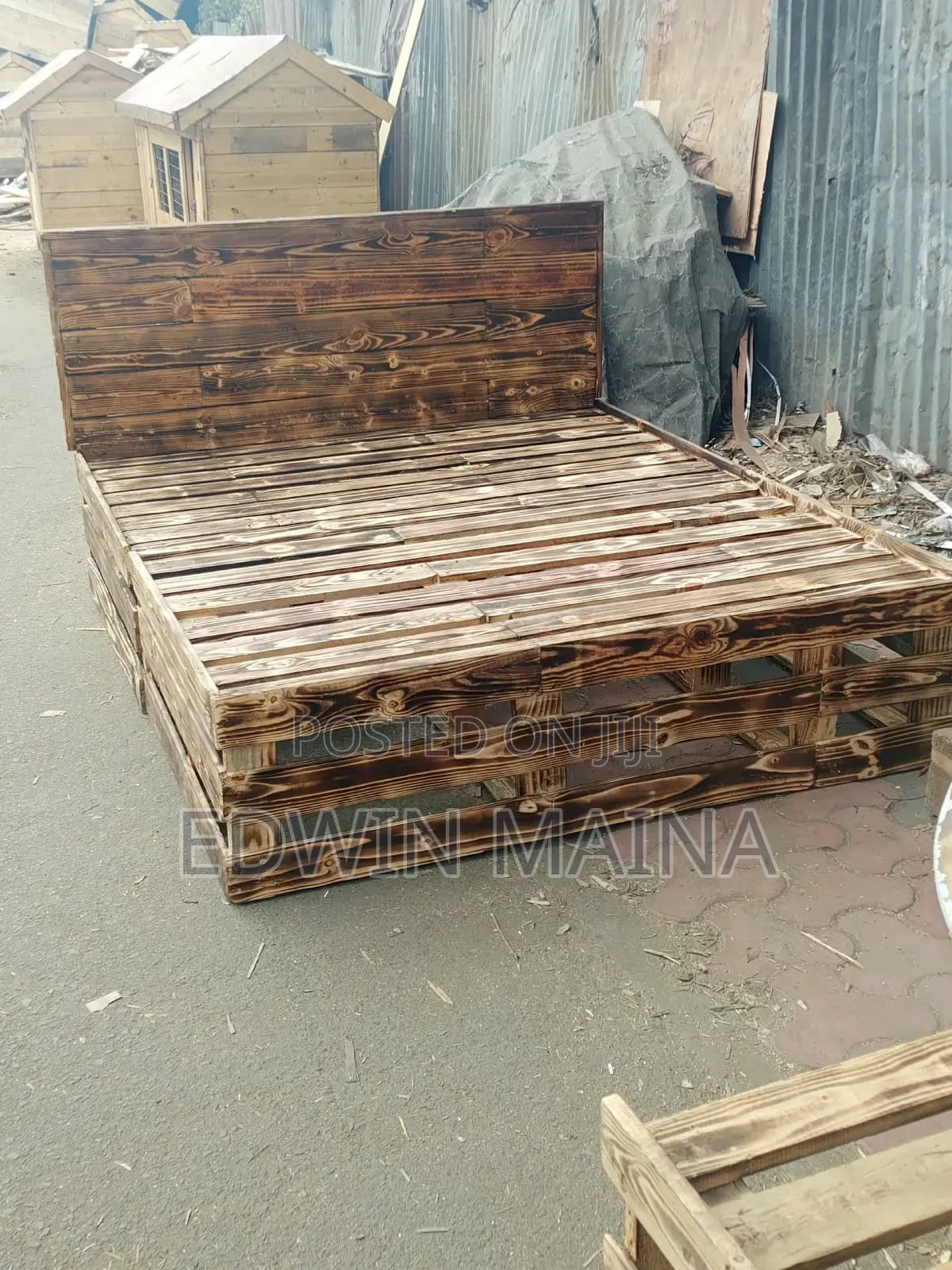 5 by 6 Pallet Bed